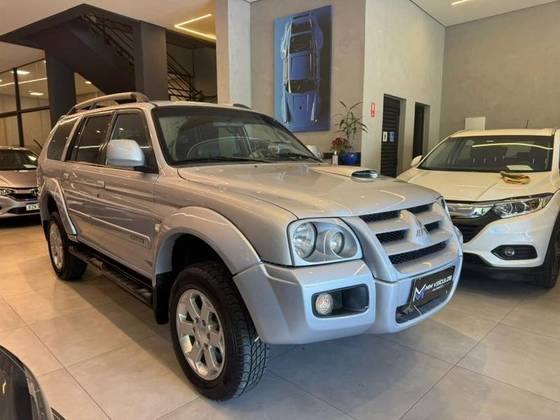 MITSUBISHI PAJERO SPORT 3.5 HPE 4X4 V6 24V FLEX 4P AUTOMÁTICO MITSUBISHI PAJERO SPORT 3.5 HPE 4X4 V6 24V FLEX 4P AUTOMÁTICO